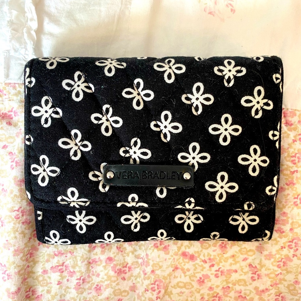 Vera Bradley, black and white trifold wallet excellent unused condition.